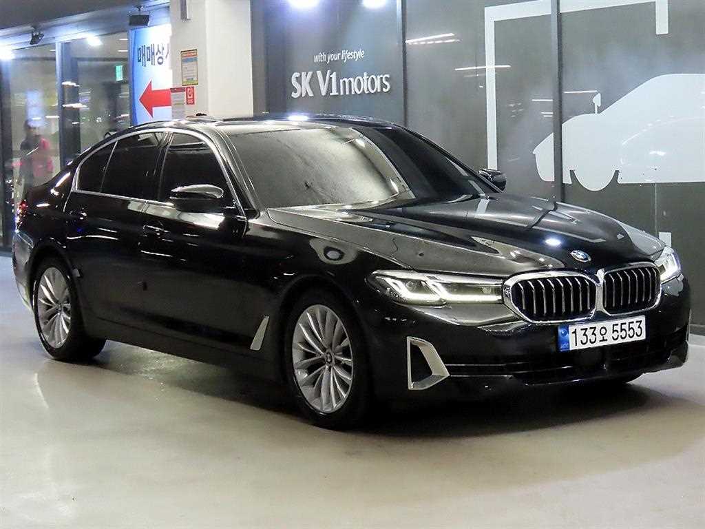 5 Series (G30) 520i Luxury