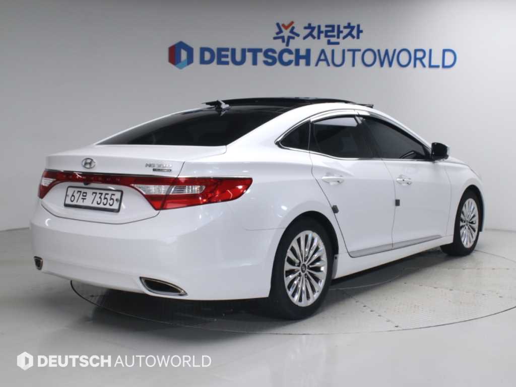 현대 그랜저 HG300 EXCLUSIVE 기본형 사진 2/20