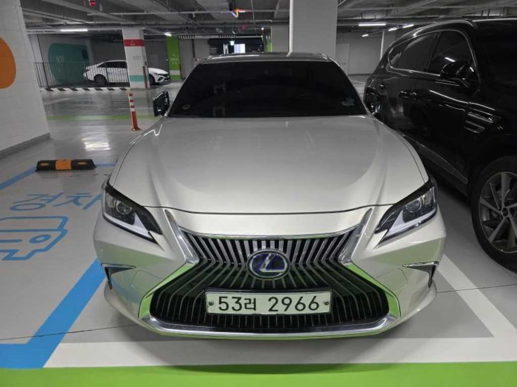 ES300h 7세대 럭셔리 플러스 2019년식