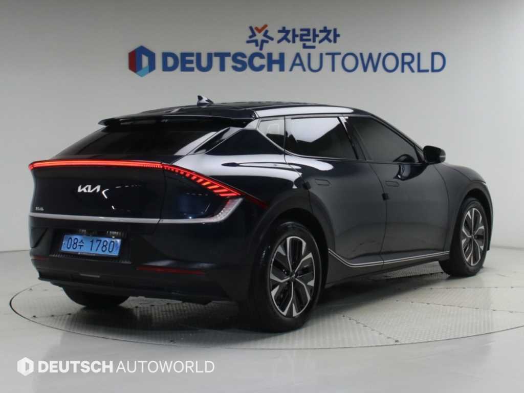 기아 EV6 스탠다드 AWD 에어 사진 2/20