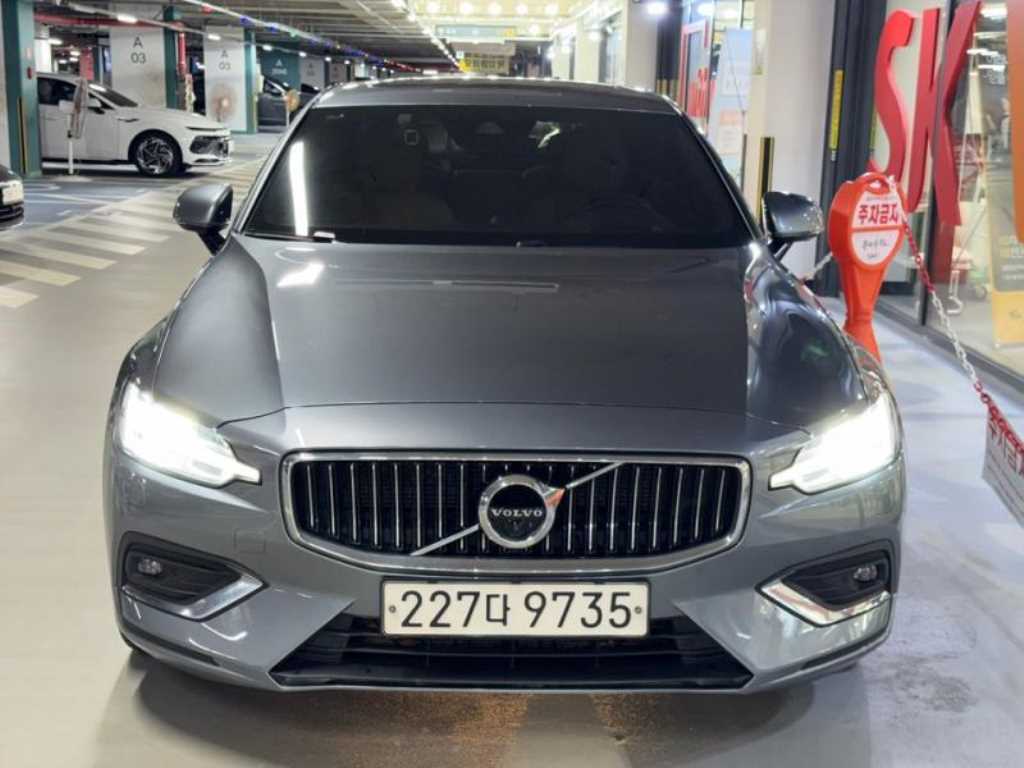 S60(3세대) B5 인스크립션 2021년식