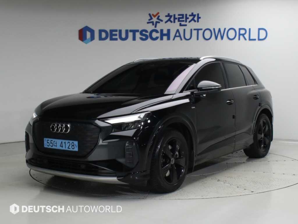Q4 e-트론 40 2022년식