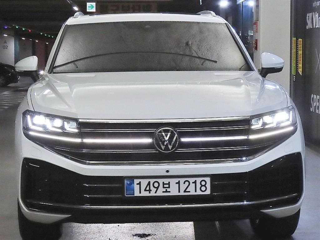 폭스바겐 투아렉 3.0 TDI 프레스티지 사진 2/20