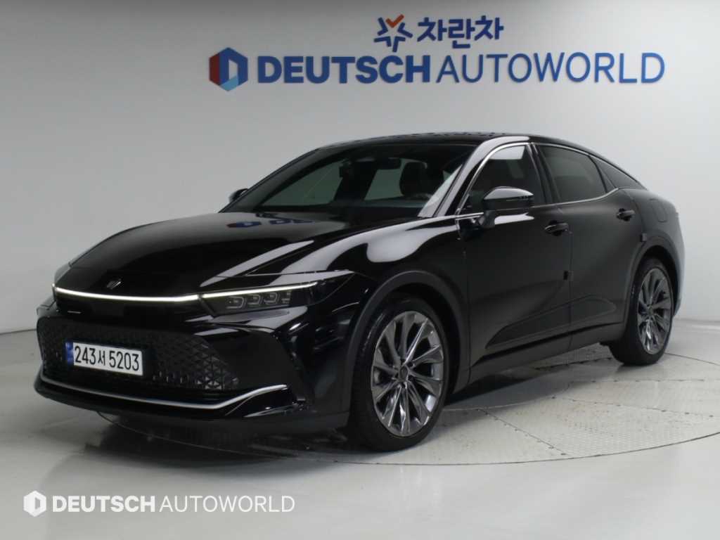 토요타 크라운 2.5 4WD 하이브리드 사진