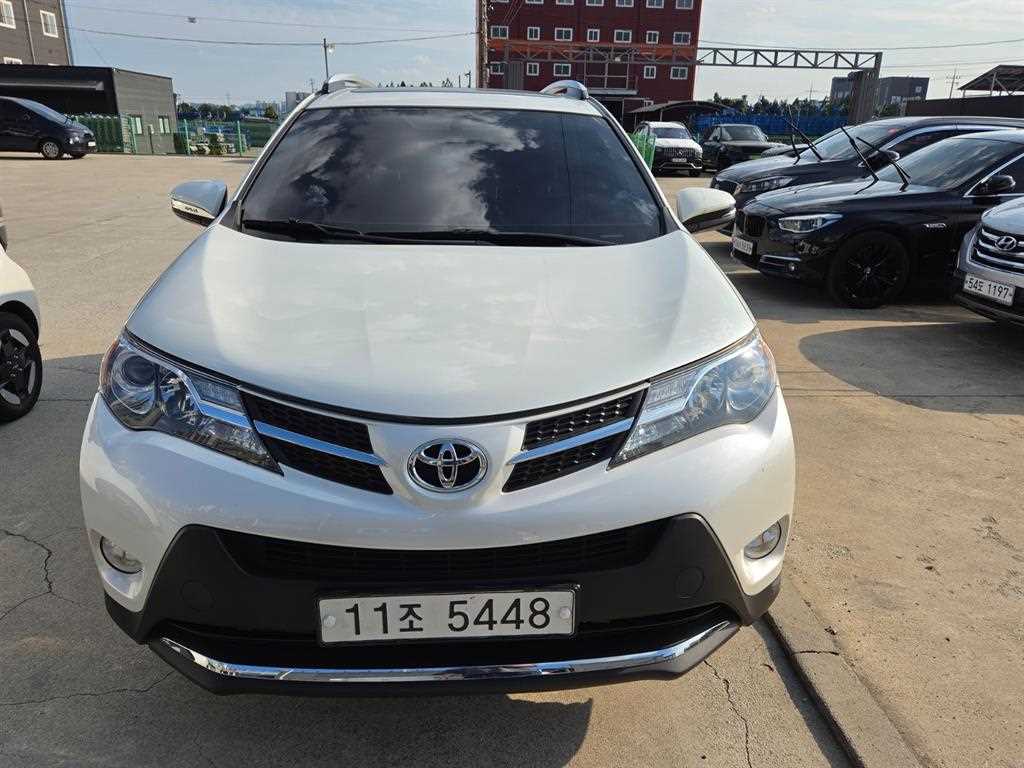 토요타 라브4 2.5 2WD 사진