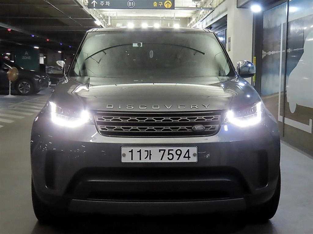 랜드로버 디스커버리 2.0 SD4 SE 사진 2/20