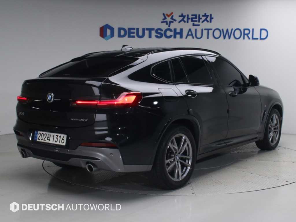 BMW X4 xDrive 20d M 스포츠 온라인 익스클루시브 에디션 사진 2/20