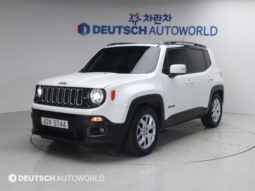 지프 레니게이드 2.4 론지튜드 하이 사진