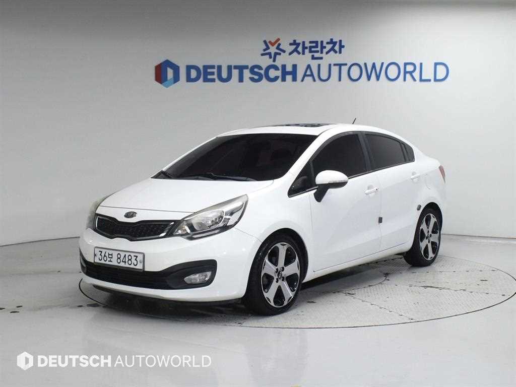 기아 프라이드 4DR 1.6GDI 프레스티지 사진 2/20