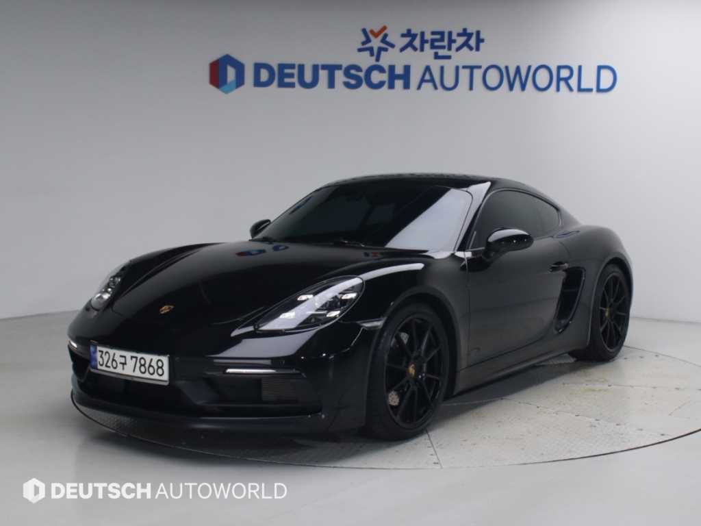 포르쉐 718 4.0 GTS 사진