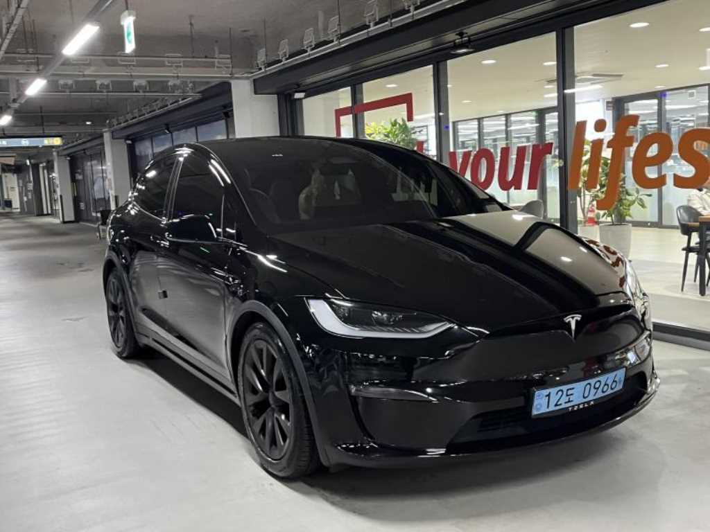 모델 X AWD 2023년식