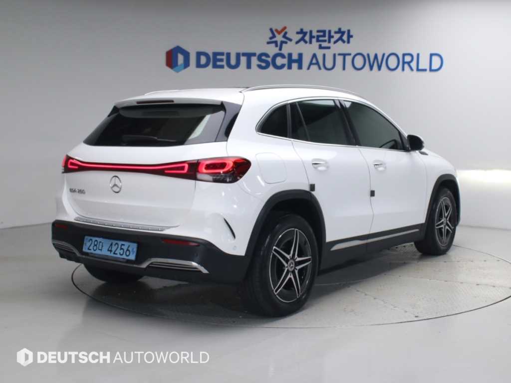 벤츠 EQA 250 AMG 패키지 사진 2/20