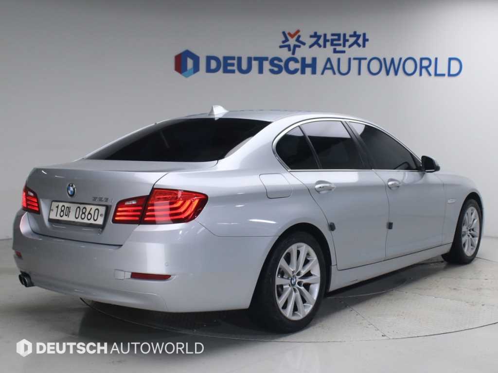 BMW 5시리즈 528i 사진 2/20