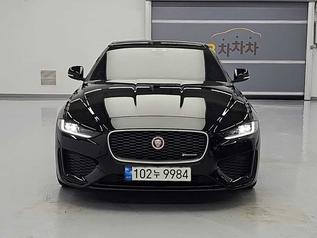 재규어 XE D180 R-다이나믹 S 사진 2/18