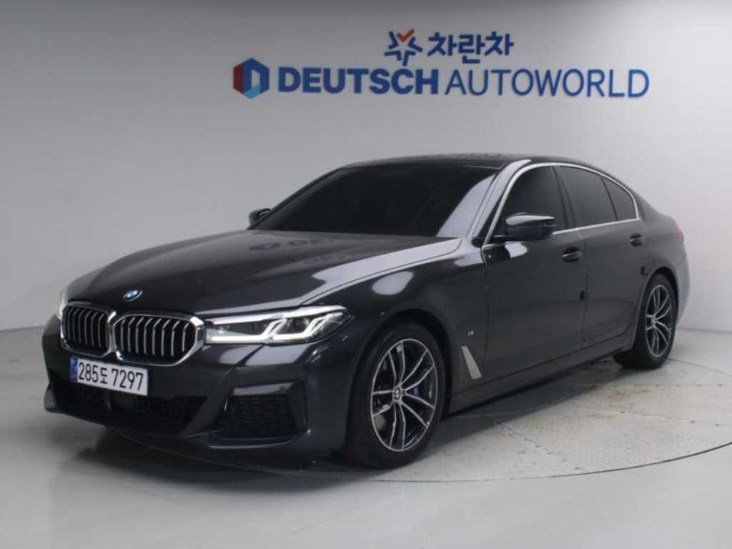 BMW 5시리즈 523d M 스포츠 사진