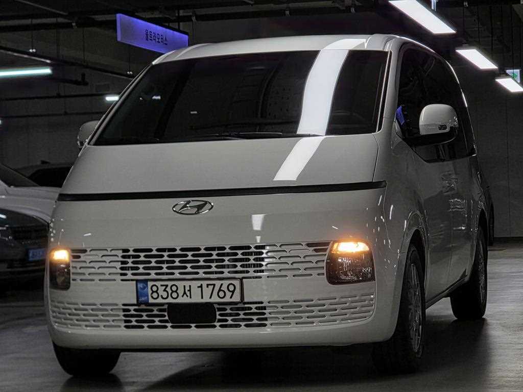스타리아 2WD 디젤 카고 모던 5인승 2023년식