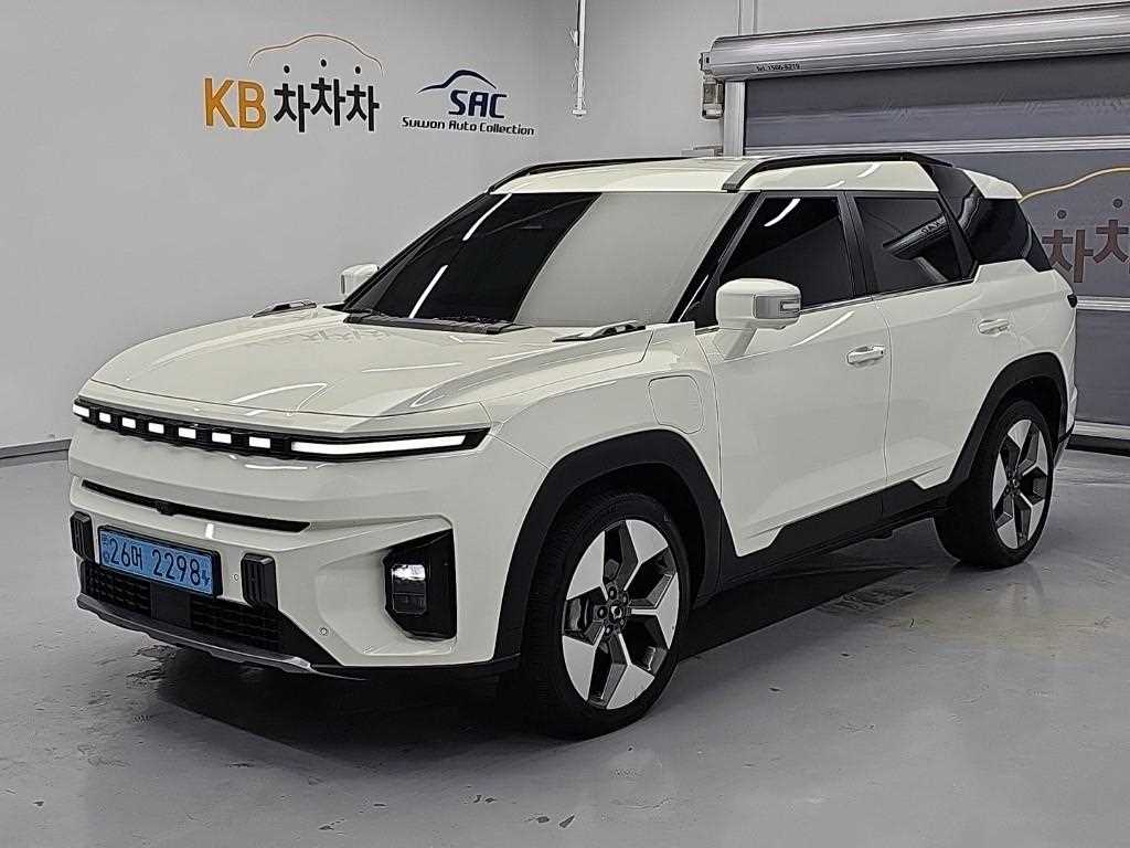 KGM 토레스 E7 사진