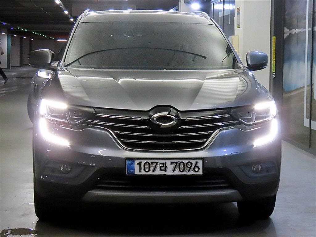 르노코리아 QM6 디젤 4WD RE 사진 2/19