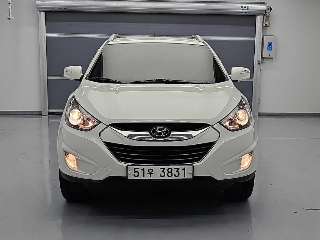 현대 투싼 2WD VGT LX20 럭셔리 사진 2/19