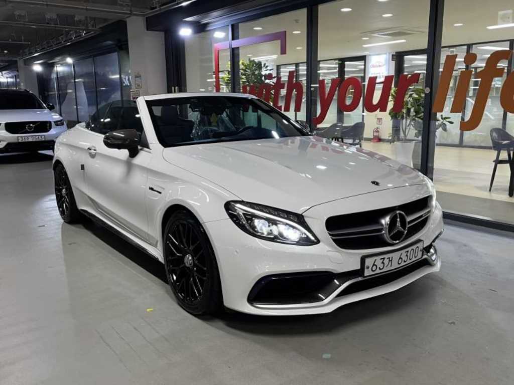C클래스 W205 C63 AMG 카브레올레 2017년식