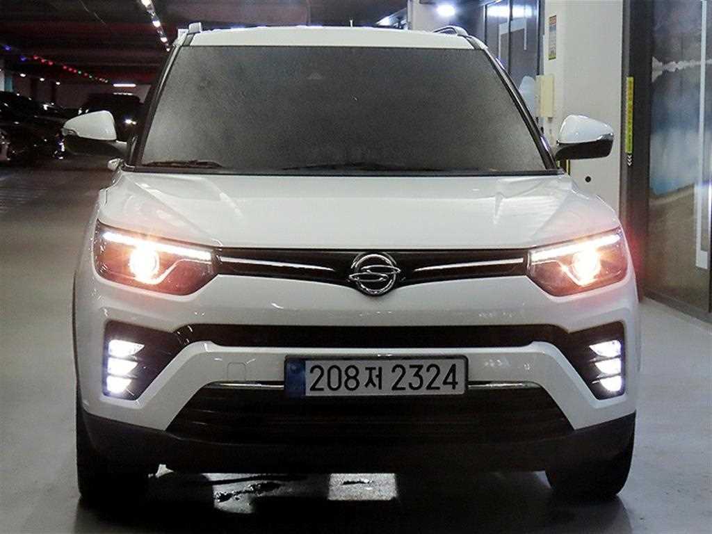 KGM 티볼리 2WD 가솔린 1.5 V3 사진 2/19