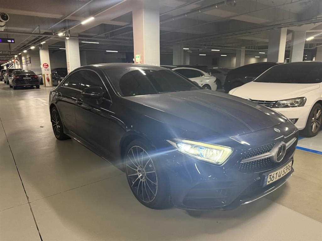 벤츠 CLS 클래스 CLS 450 4MATIC AMG Line 사진 2/9