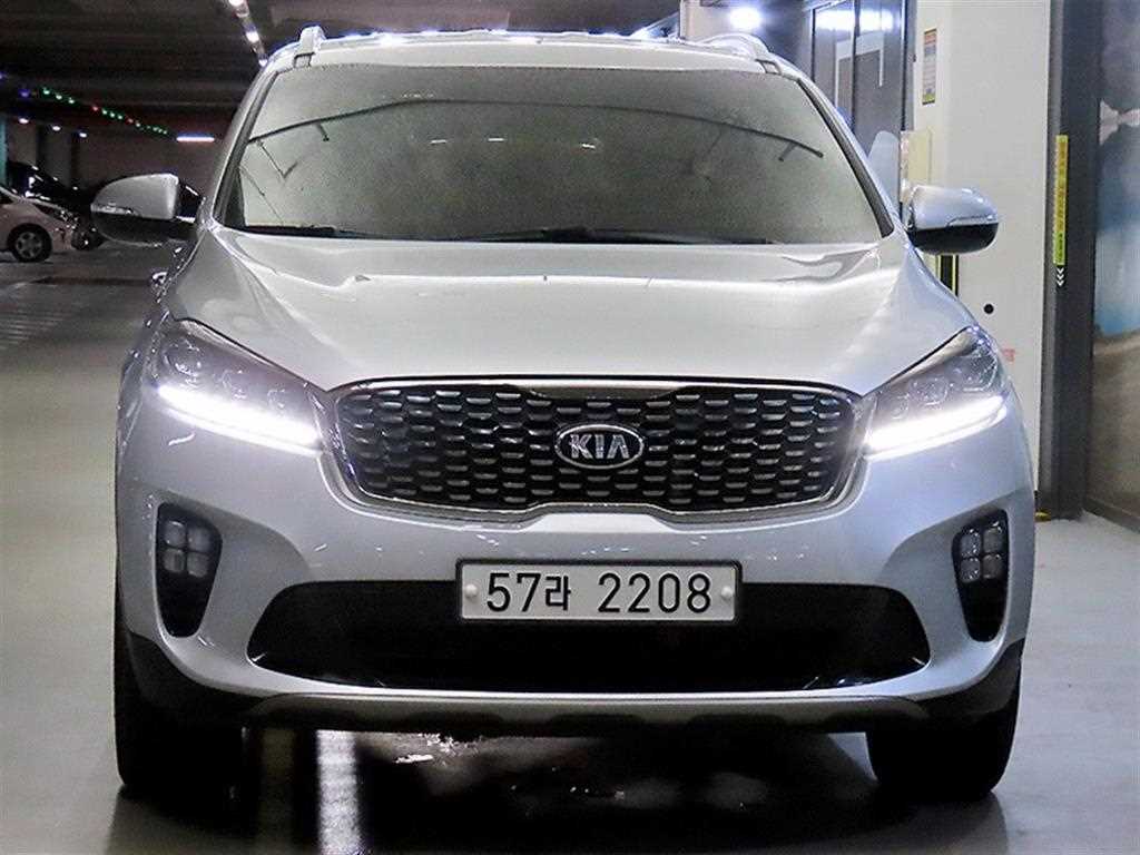 기아 쏘렌토 디젤 2.2 2WD 넘버원 에디션 사진 2/20