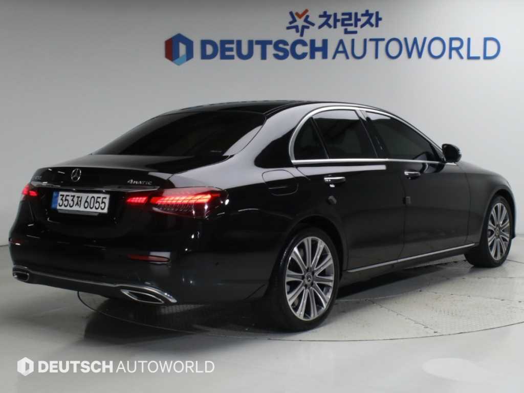 벤츠 E 클래스 E450 4MATIC 익스클루시브 사진 2/20