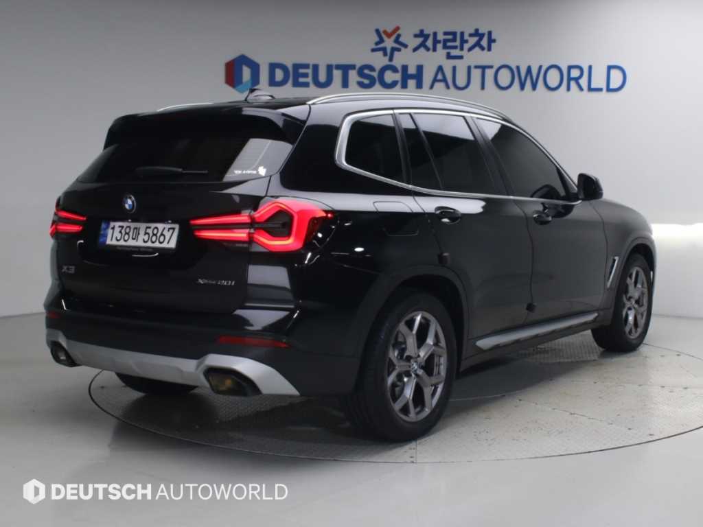 BMW X3 xDrive 20i xLine 사진 2/20