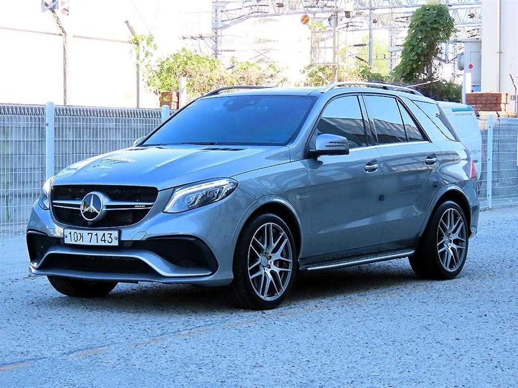 벤츠 GLE 클래스 GLE 63 AMG 4MATIC 사진 2/20