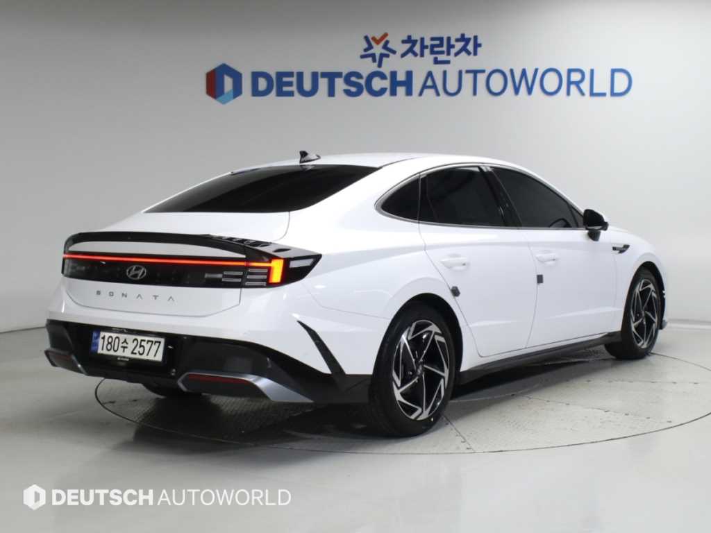 현대 쏘나타 가솔린 2.0 인스퍼레이션 사진 2/20