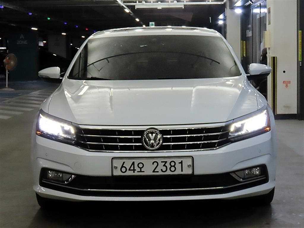 폭스바겐 파사트 2.0 TSI 사진 2/19