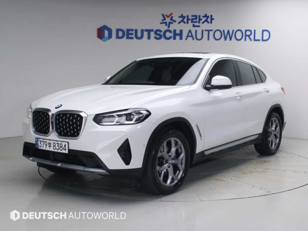 BMW X4 xDrive 20i xLine 사진