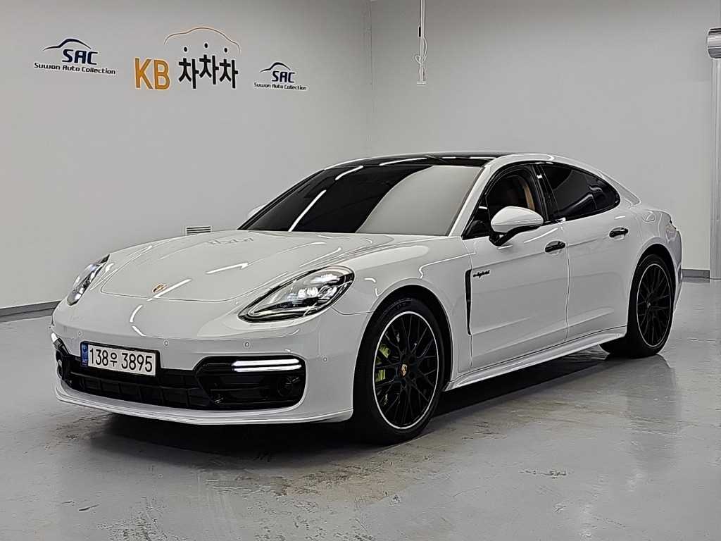 포르쉐 파나메라 2.9 4 E-HEV 사진