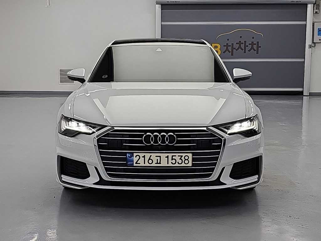 아우디 A6 45 TFSI 프리미엄 사진 2/19