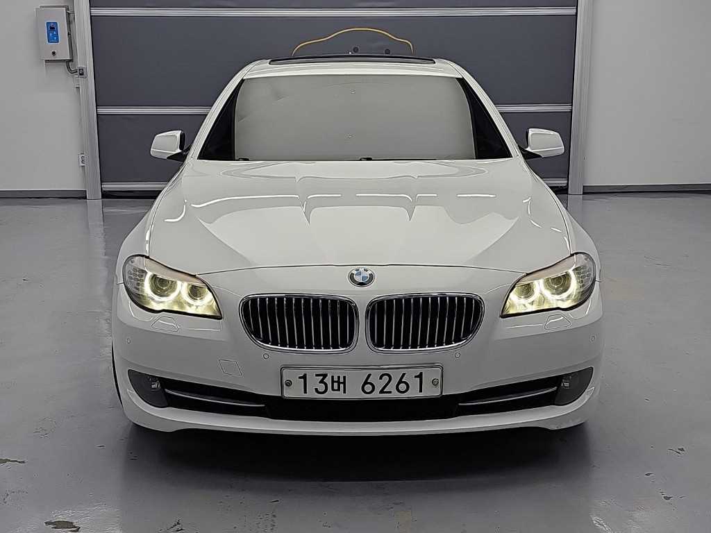BMW 5시리즈 520d 사진 2/20