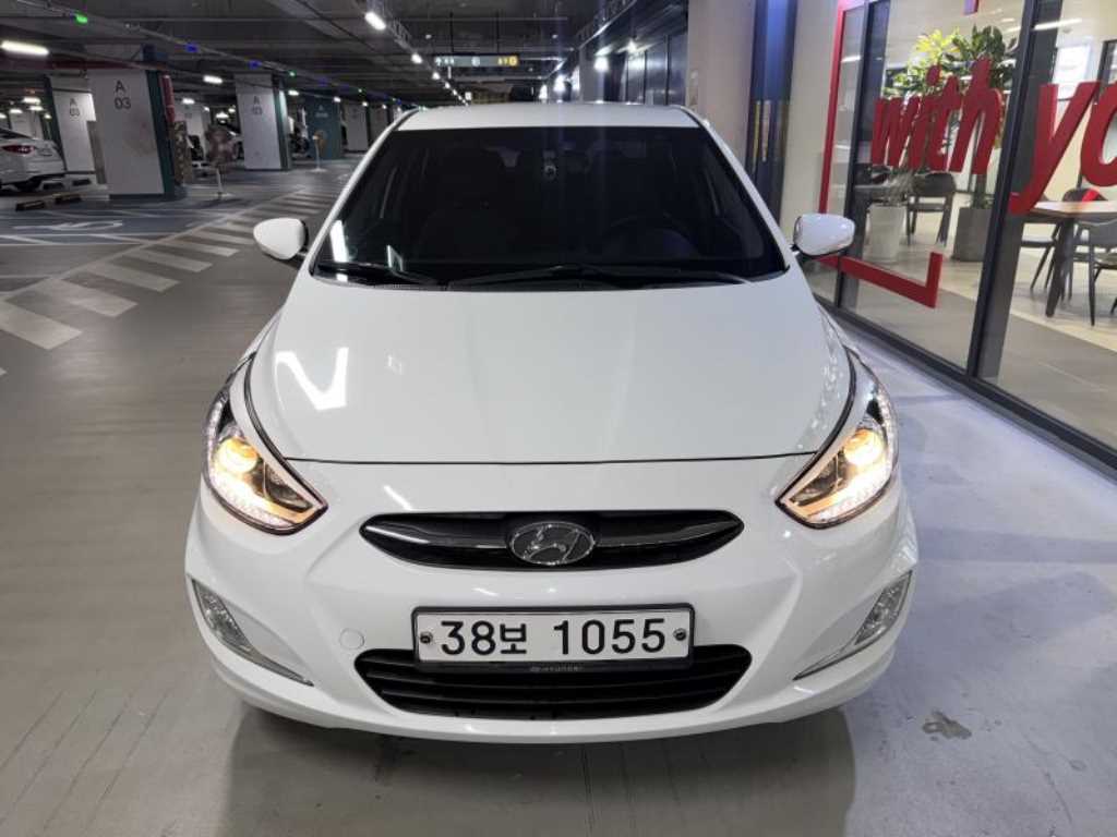 엑센트신형 1.4VVT 프리미엄 2015년식