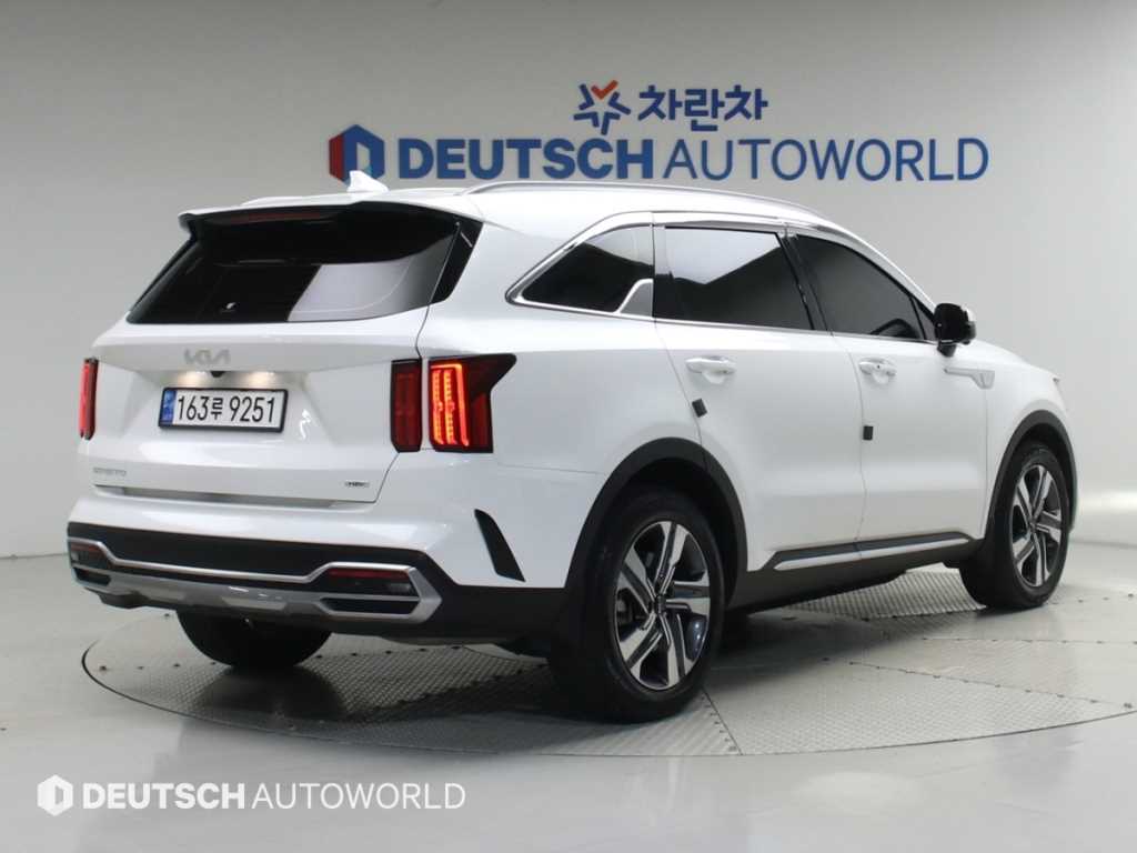기아 쏘렌토 HEV 1.6 2WD 노블레스 사진 2/20