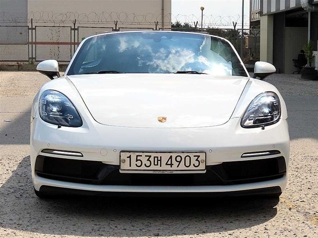 포르쉐 718 2.5 GTS 사진