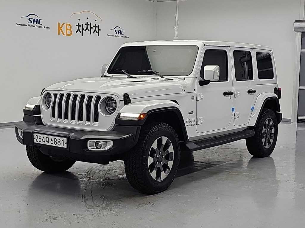 지프 랭글러 2.0 오버랜드 4도어 사진