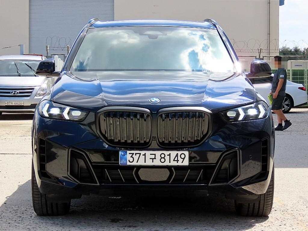 BMW X5 xDrive 50e M 스포츠 사진