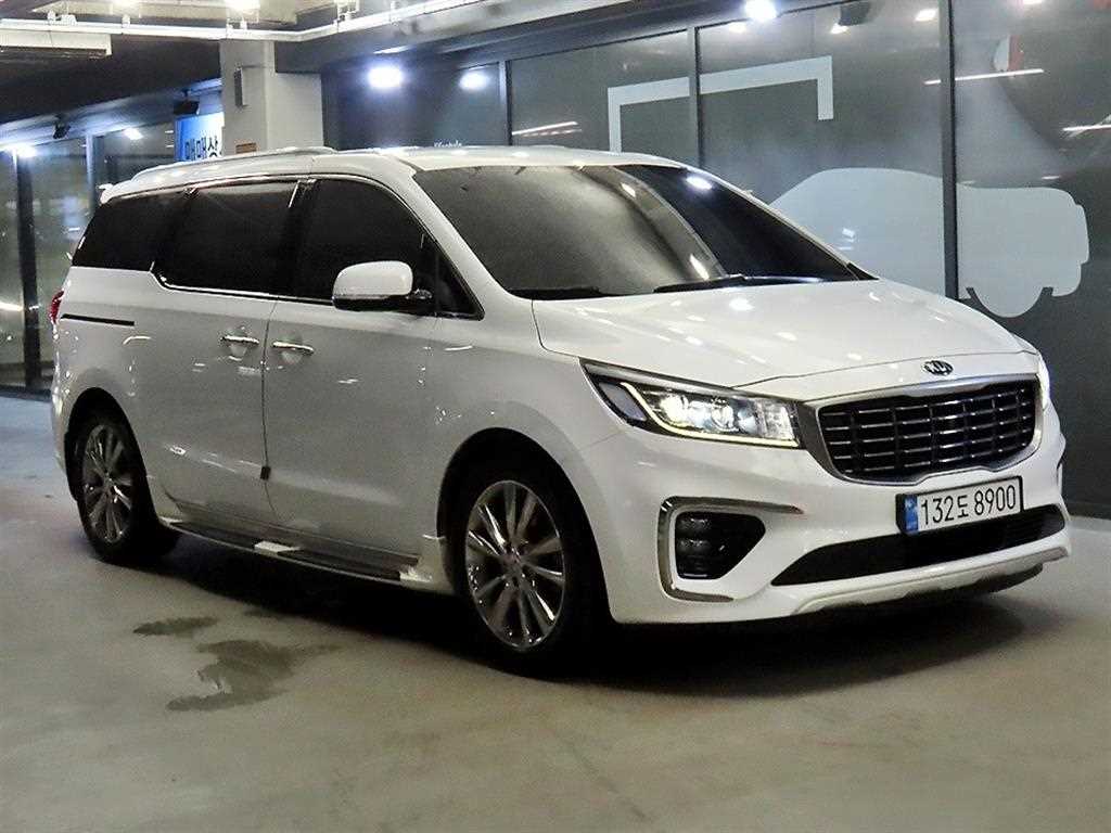 더 뉴 카니발 디젤 9인승 노블레스 스페셜 2019년식