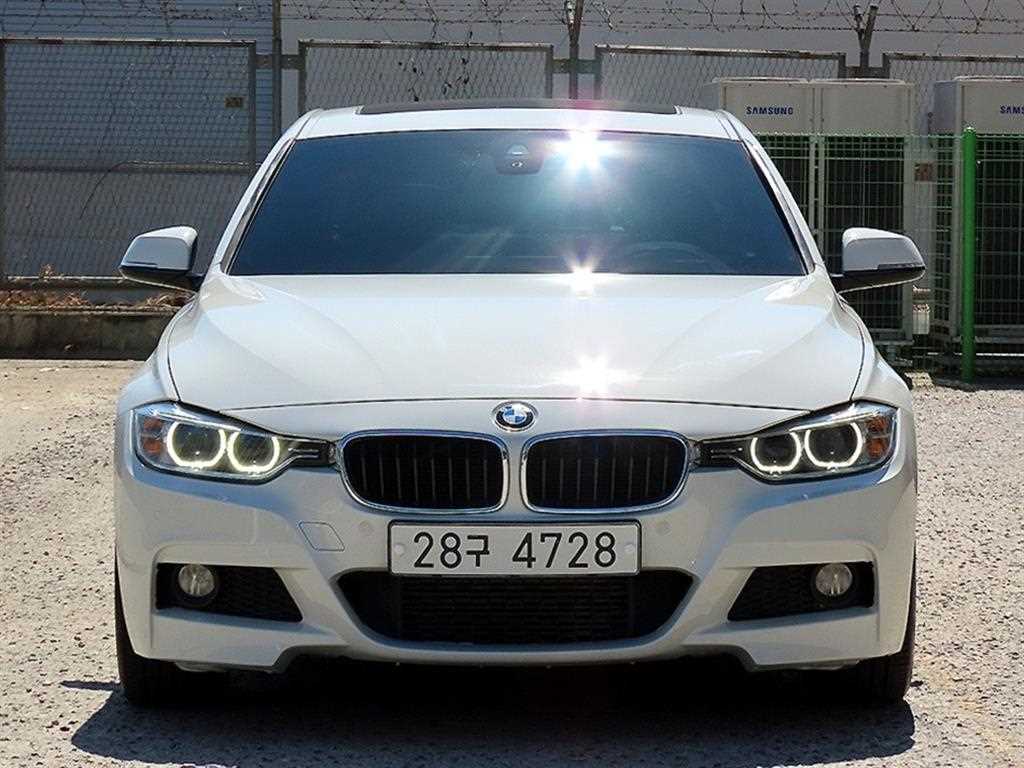 BMW 3시리즈 320d 사진