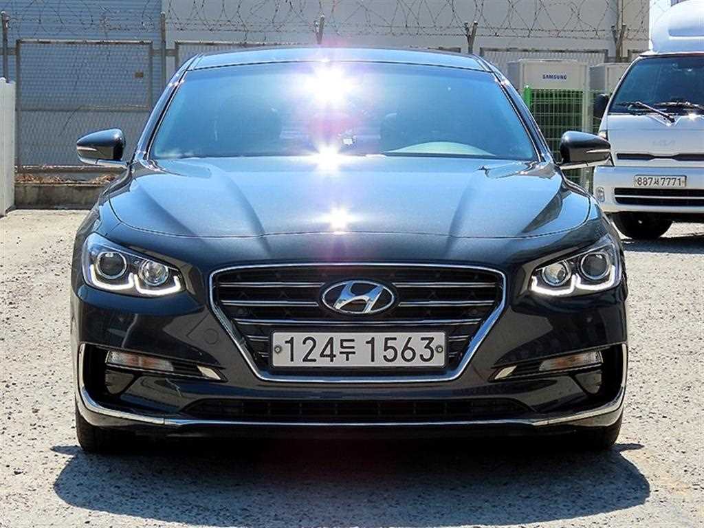 현대 그랜저 2.4 GDI 모던 사진 2/20