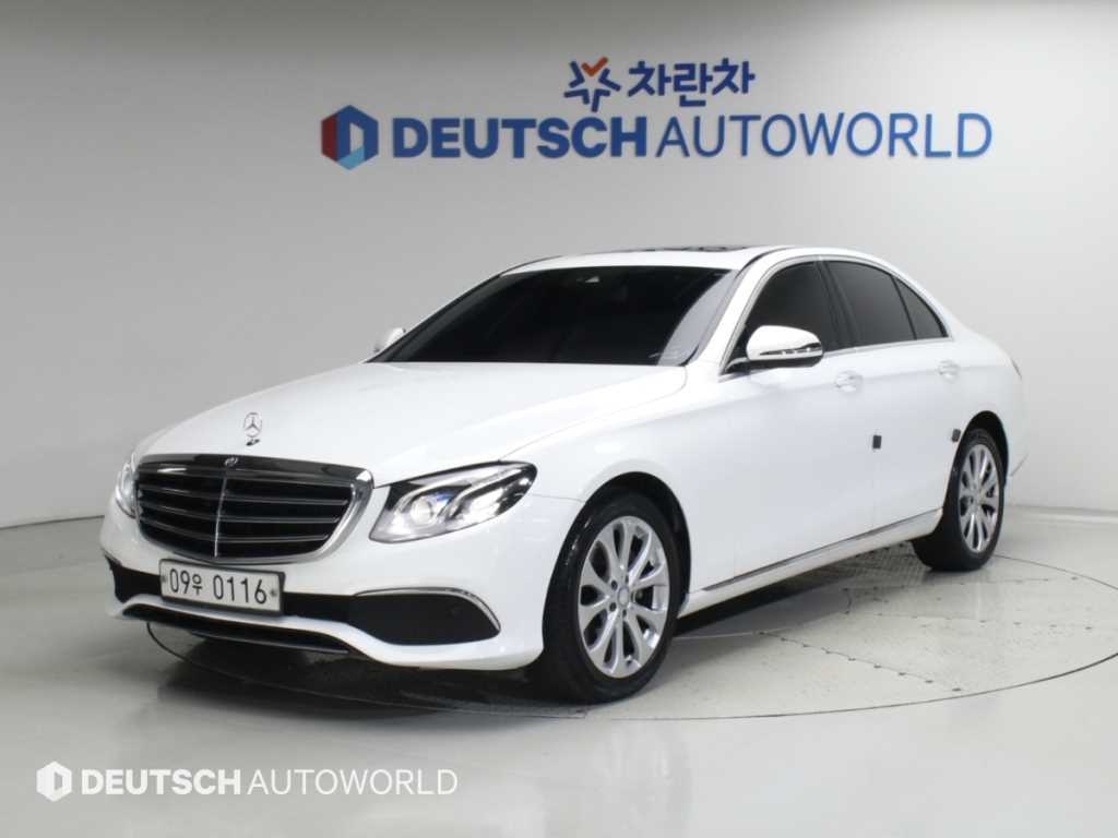 벤츠 E 클래스 E220d 익스클루시브 사진