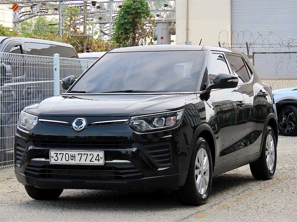 KGM 티볼리 2WD 가솔린 1.5 V1 사진 2/18