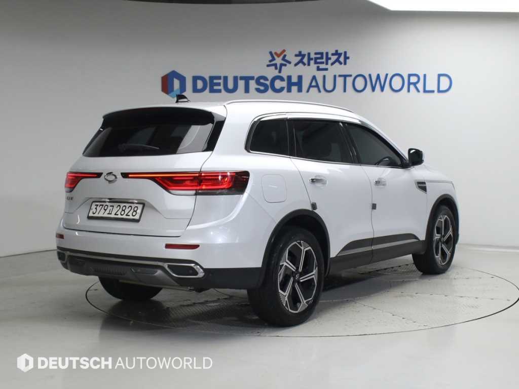 르노코리아 QM6 2.0 LPe RE 2WD 사진 2/20