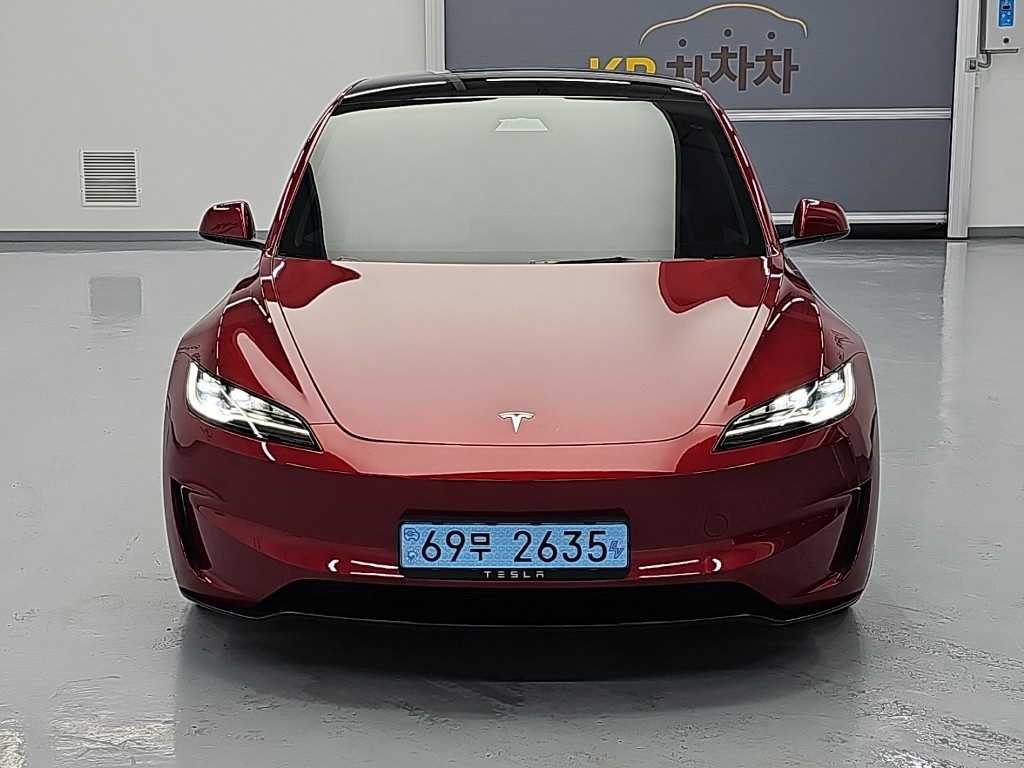 테슬라 모델 3 퍼포먼스 사진 2/18