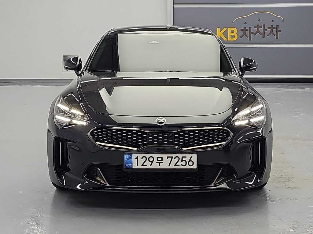 기아 스팅어 2WD 2.5 플래티넘 사진 2/20