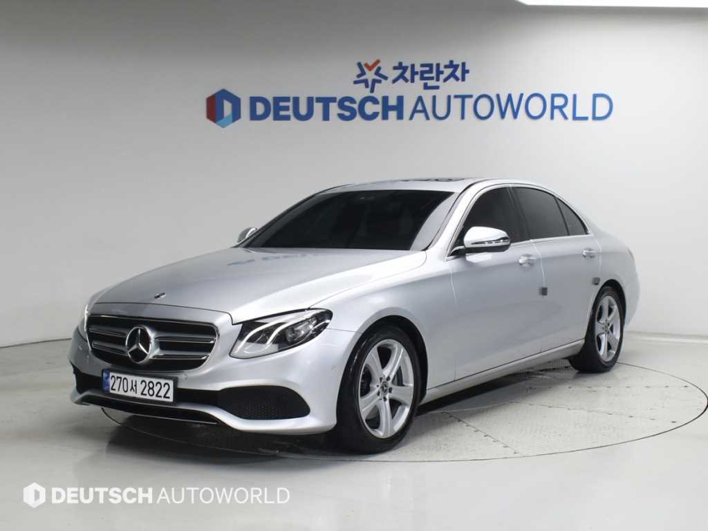 벤츠 E 클래스 E200 아방가르드 사진